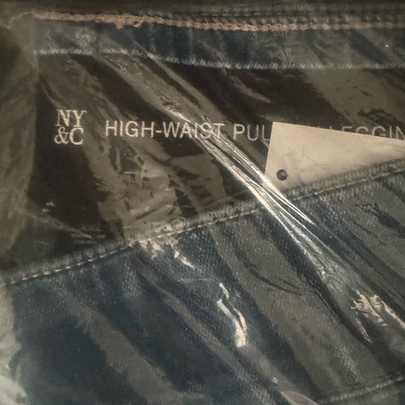 New York & Company Denim Blue Jeggings - Picture 4 of 7